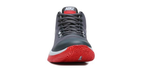 Chausseure nike homme basketball versatile